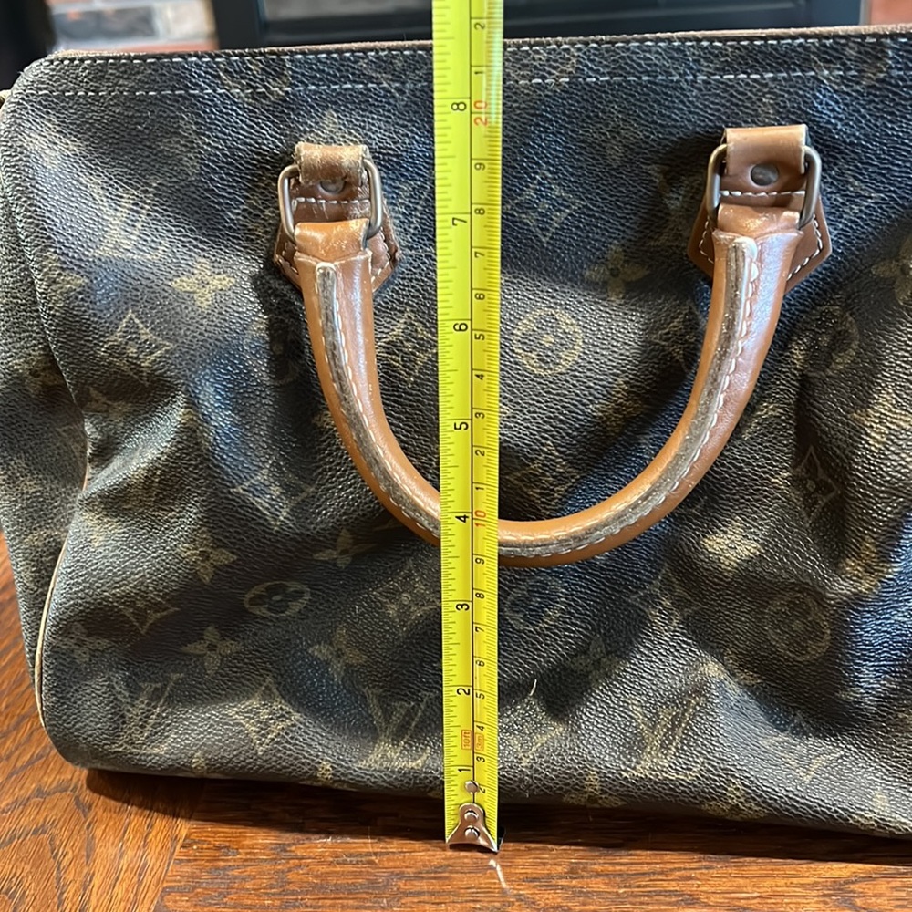 Louis Vuitton Brown Monogram Speedy Tote with Tan Handles - Picture 8 of 8